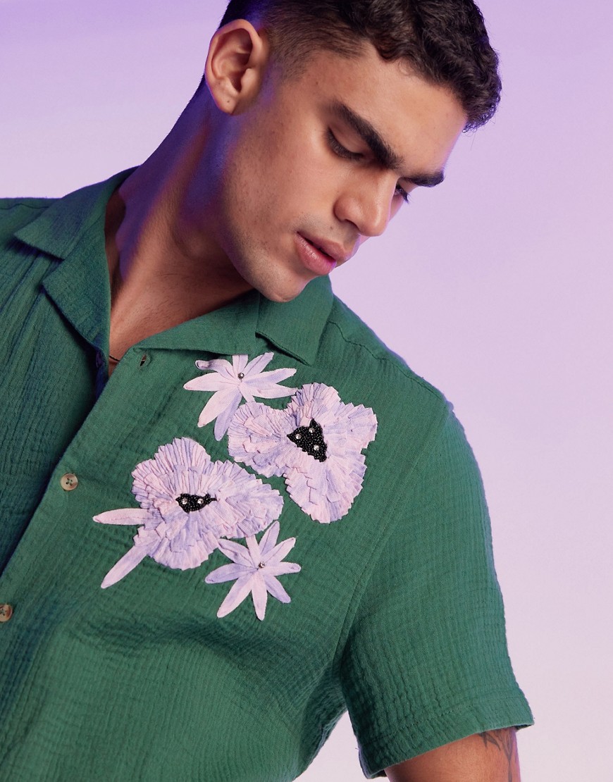 ASOS DESIGN relaxed revere crinkle shirt with floral hand embroidered applique-Green