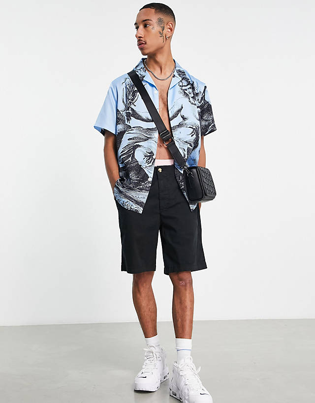 ASOS DESIGN - relaxed revere satin shirt with placement print