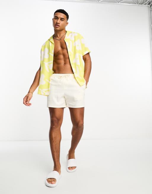 ASOS DESIGN relaxed revere shirt in bright yellow floral print, 3 of 4