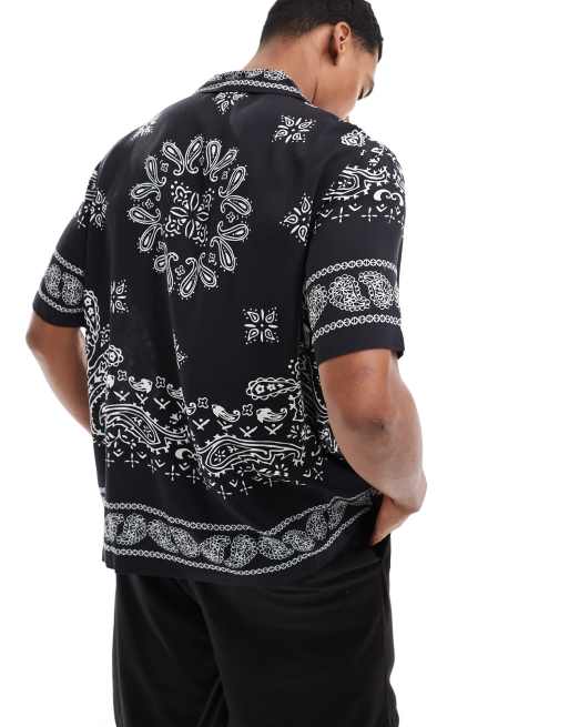 ASOS DESIGN relaxed revere shirt with black and white bandana print, 3 of 4