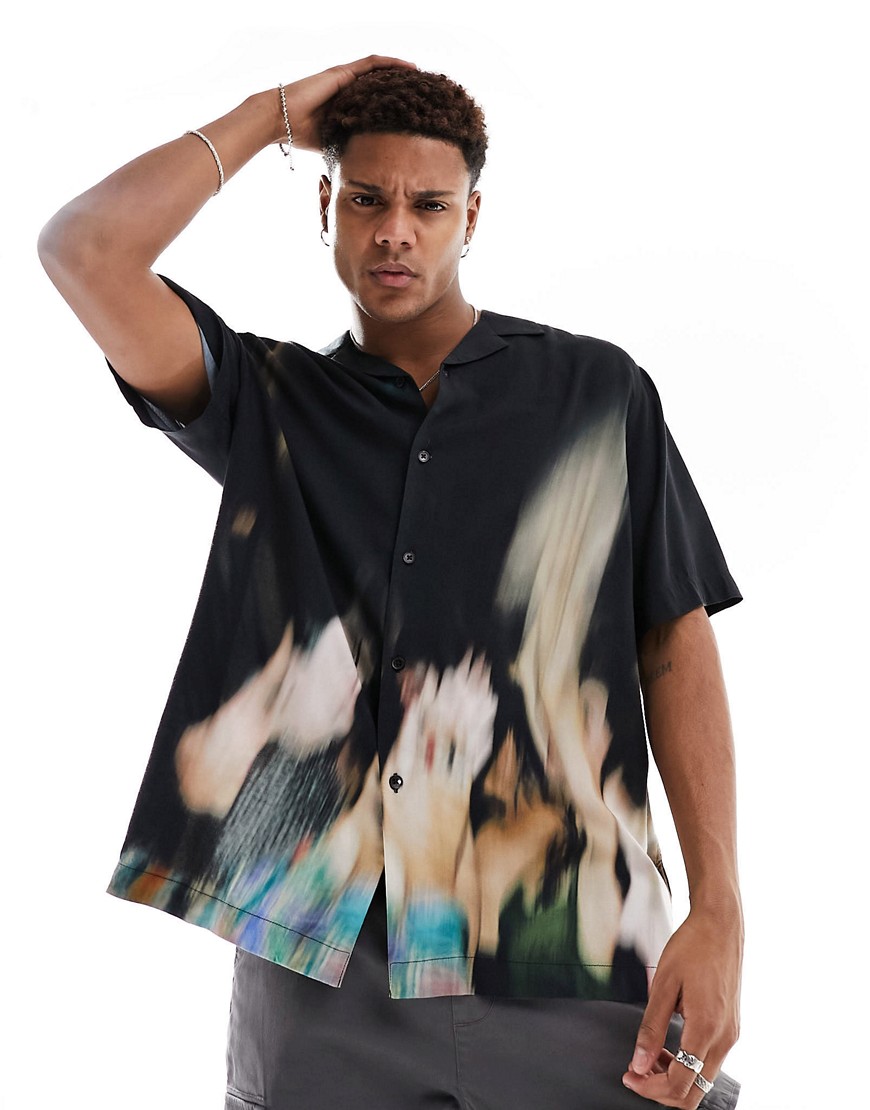 ASOS DESIGN relaxed revere shirt with blurred photographic print in black