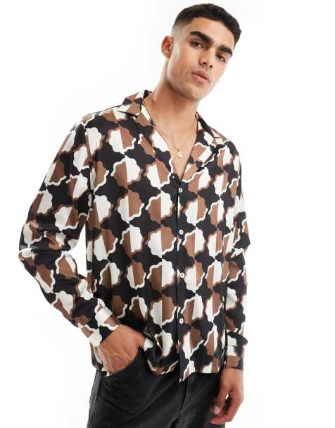 ASOS DESIGN relaxed revere shirt with geo print in brown - view 1
