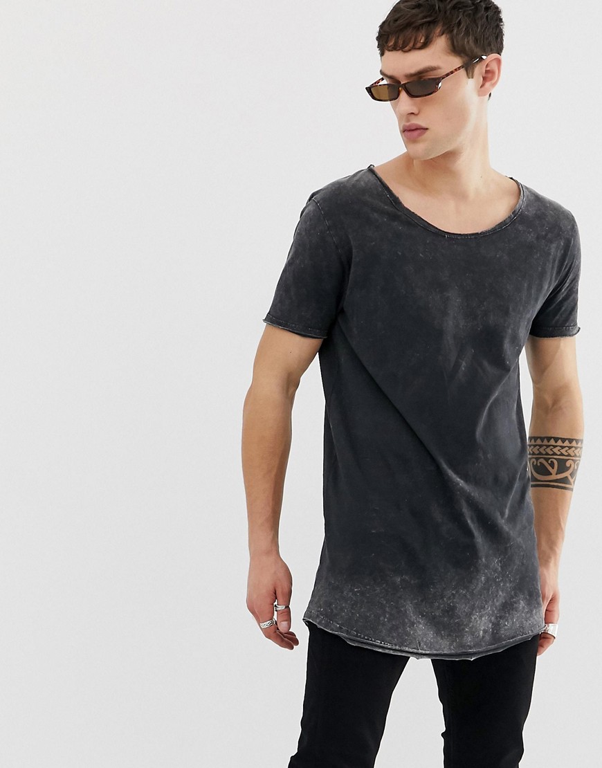 ASOS DESIGN relaxed super longline t-shirt with scoop neck and curved hem in acid wash-Black