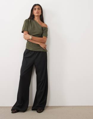 Asos Design Relaxed Supersoft Sweatpants In Black