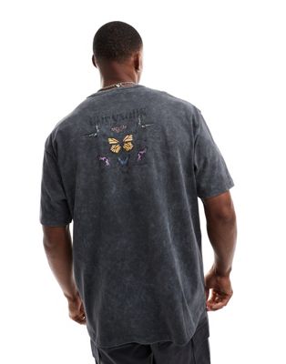 relaxed T-shirt in washed charcoal with butterfly back print-Gray