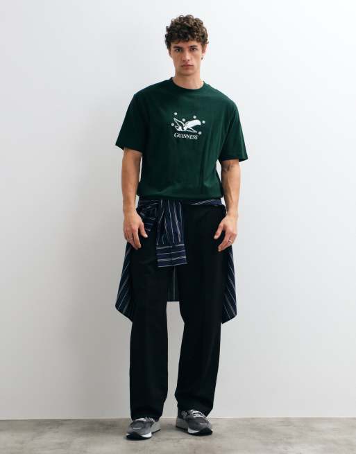 ASOS DESIGN relaxed t-shirt with Christmas Guinness print in Green, 3 of 5