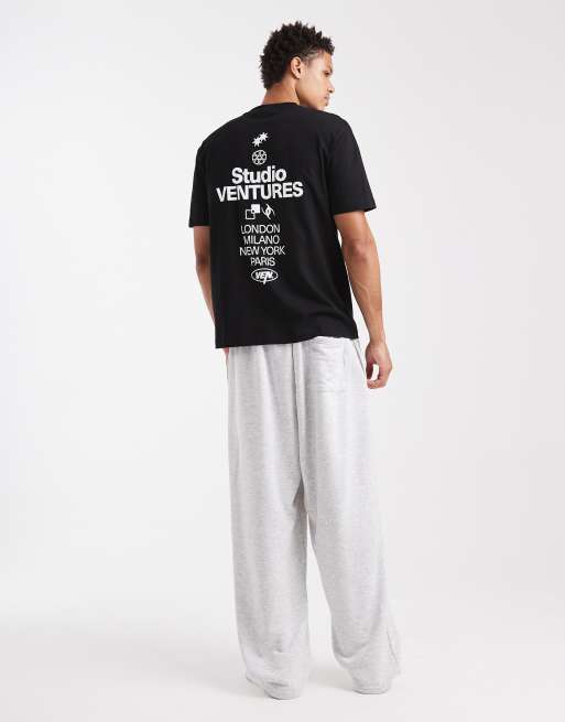 ASOS DESIGN relaxed t-shirt with city text graphic in black, 2 of 6
