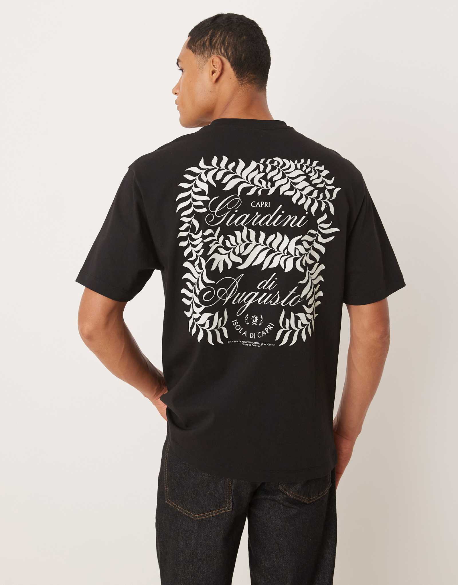 Непринужденная футболка ASOS DESIGN с принтом в виде листьев черного цвета