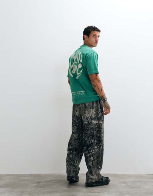 ASOS DESIGN relaxed t-shirt with paraiso bubble graphic in green, 2 of 5