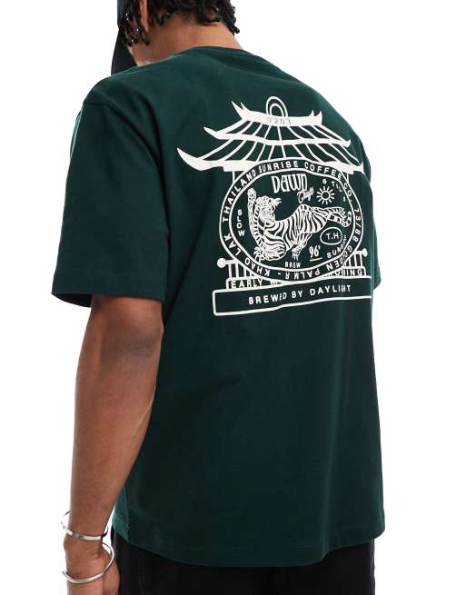 ASOS DESIGN - Ruimvallend T-shirt met grafische souvenirprint in donkergroen