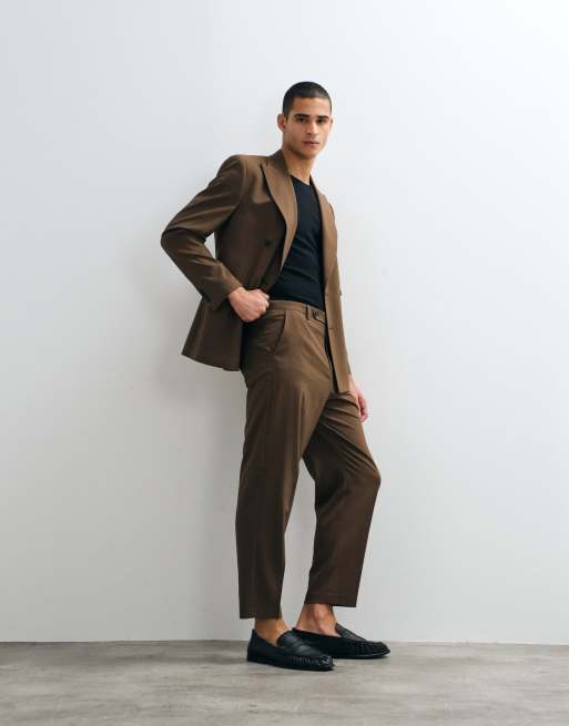 ASOS DESIGN regular double breasted suit in brown, 2 of 3