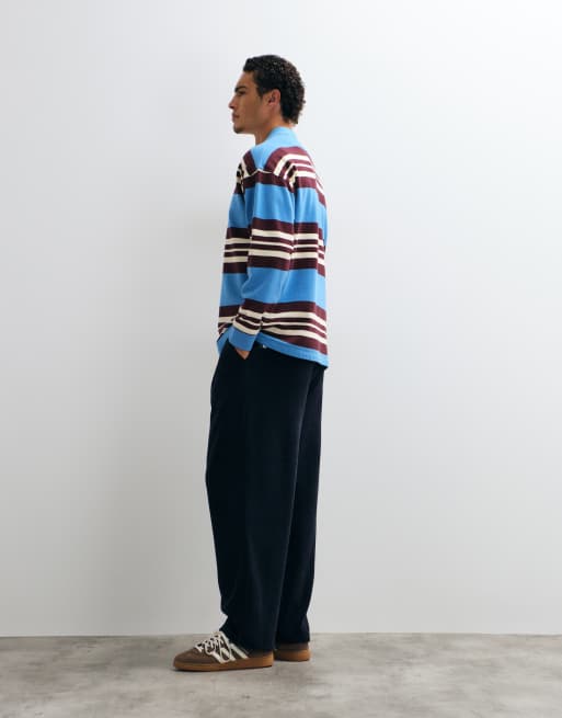 ASOS DESIGN relaxed tapered fleece jogger with pleats in navy, 2 of 5