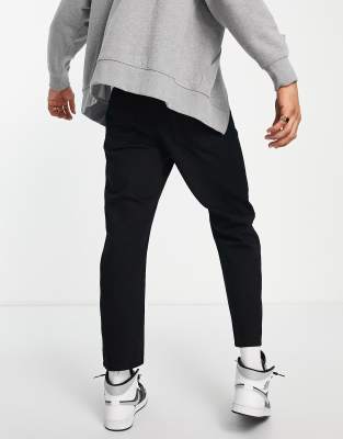 relaxed tapered pants