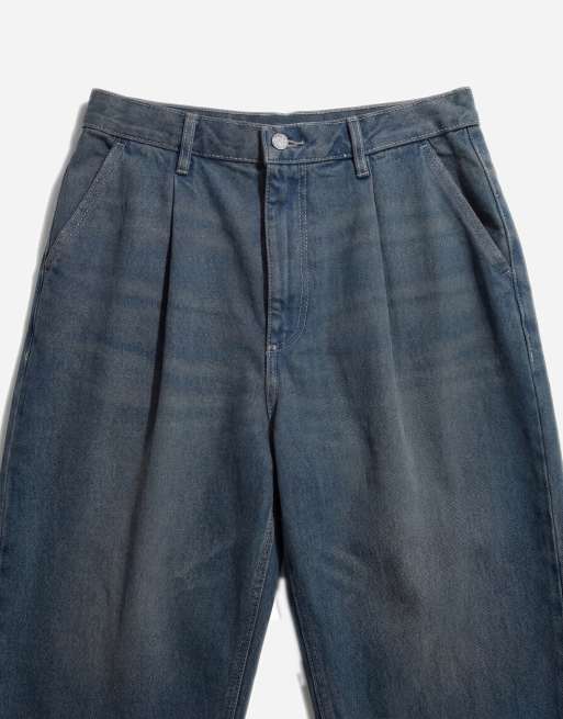 ASOS DESIGN relaxed tapered jeans in dark wash blue with pleats, 8 of 12