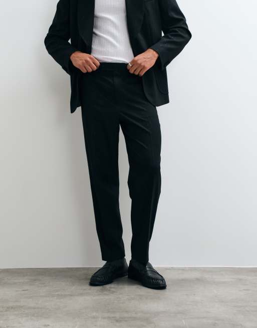 ASOS DESIGN relaxed tapered pakbroek met zwarte metallic krijtstreep, 2 van 5
