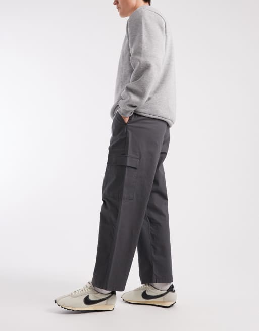 ASOS DESIGN relaxed tapered pull on cargo pants in black ripstop, 3 of 5