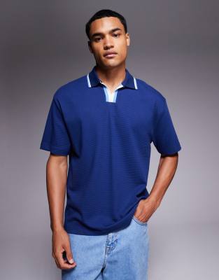 relaxed textured polo shirt with contrast collar in blue-Navy