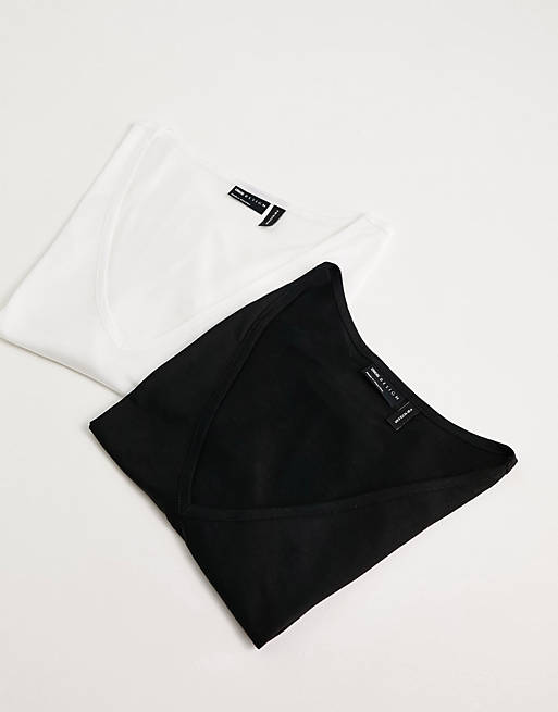 エイソス ASOS DESIGN relaxed v neck t-shirt in 2 pack in black and