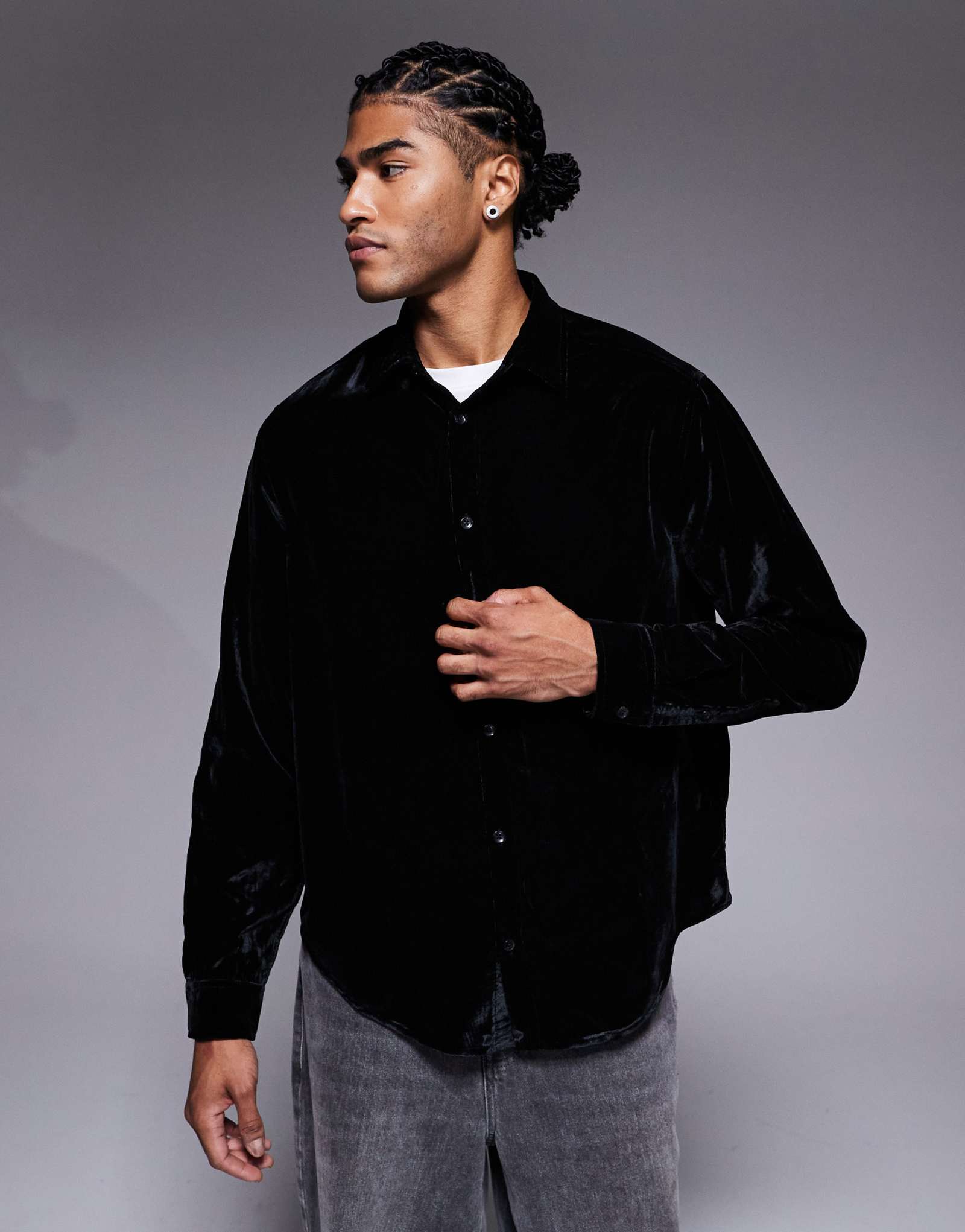 ДИЗАЙНЕРСКАЯ бархатная рубашка ASOS в непринужденном стиле черного цвета