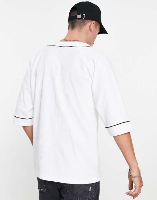 ASOS DESIGN relaxed waffle baseball shirt in cream with contrast black piping, 2 of 4