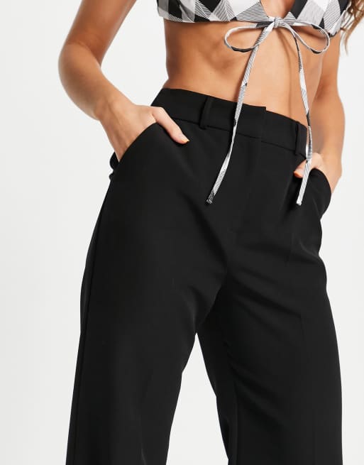 ASOS DESIGN relaxed wide flare trouser in black, 2 of 4