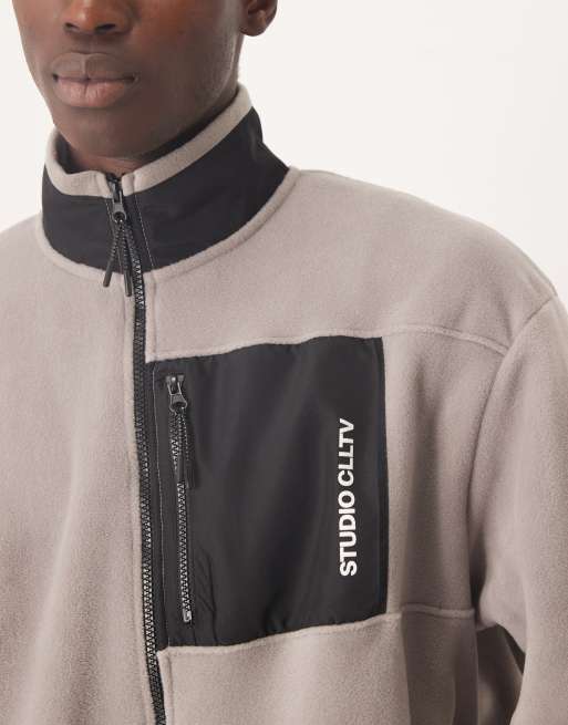 ASOS DESIGN relaxed zip-through fleece jacket with nylon pocket in grey , 5 of 5