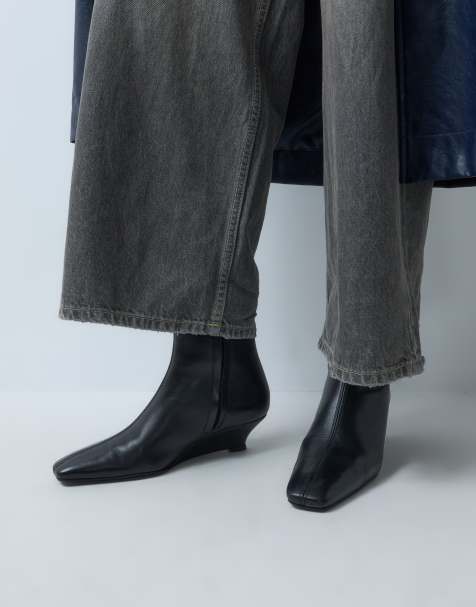 ASOS DESIGN Renata skórzane botki na koturnie w czerni - view 1