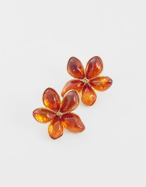 ASOS DESIGN ørestikker med blomsterdesign i ravfarvet resin, 4 af 4