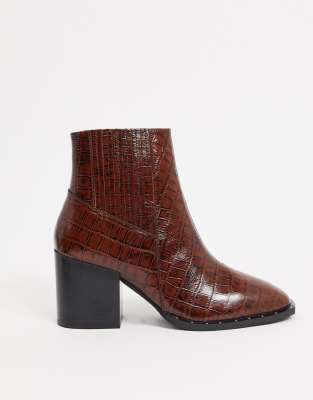 block heel boots brown leather