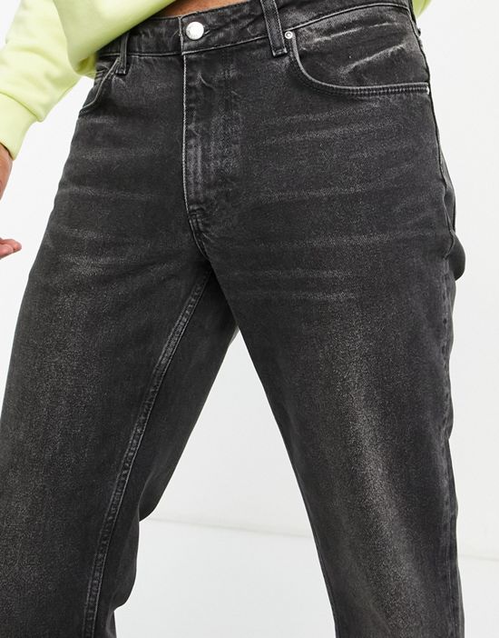 https://images.asos-media.com/products/asos-design-retro-bootcut-jean-in-washed-black/202336767-4?$n_550w$&wid=550&fit=constrain