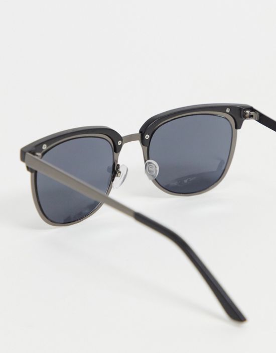 https://images.asos-media.com/products/asos-design-retro-metal-sunglasses-with-smoke-lens-in-gunmetal-and-matte-black/9099410-2?$n_550w$&wid=550&fit=constrain