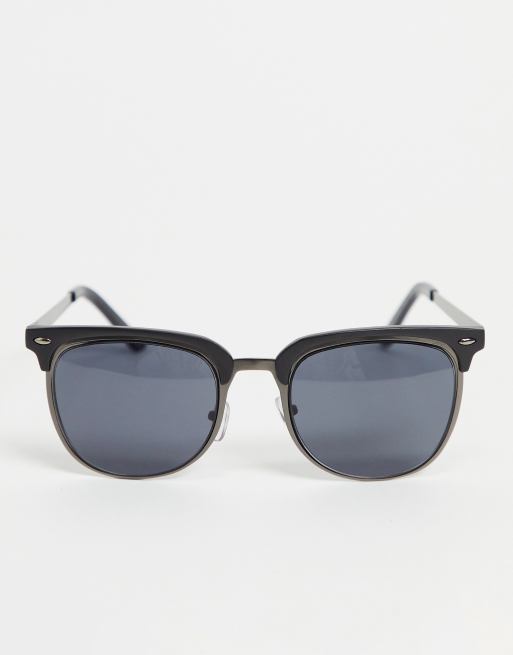 ASOS DESIGN – Abgeschrägte, kleine Metall-Sonnenbrille im 90er in Gold mit  getönten Gläsern