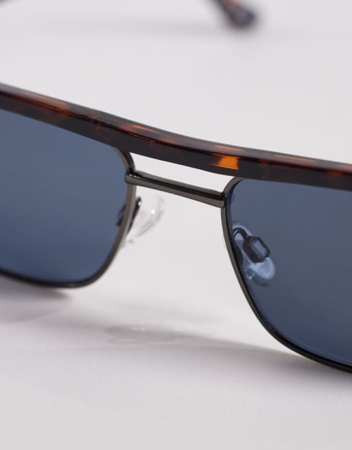 ASOS DESIGN – Retro-Sonnenbrille in Gold und Schildplatt mit blauen Gläsern, 2 von 3