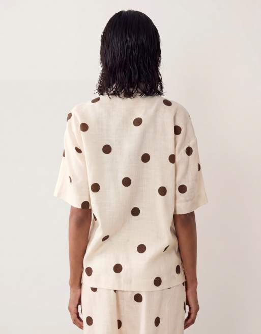 ASOS DESIGN revere collar linen co-ord shirt in polka dot, 4 of 4