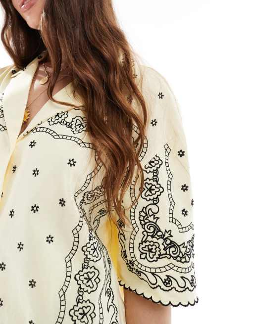 ASOS DESIGN revere shirt with bandana embroidery in yellow, 3 of 4