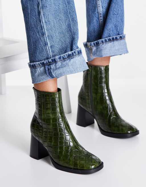 Asos design revival 2024 chunky chelsea boots