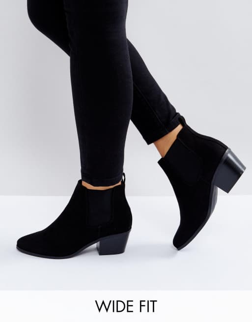 ASOS DESIGN - Revive - Suède enkellaarzen met brede pasvorm