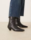 [ASOS DESIGN] ASOS DESIGN Rhodes leather chisel toe heeled ankle boots in black 37 BLACK