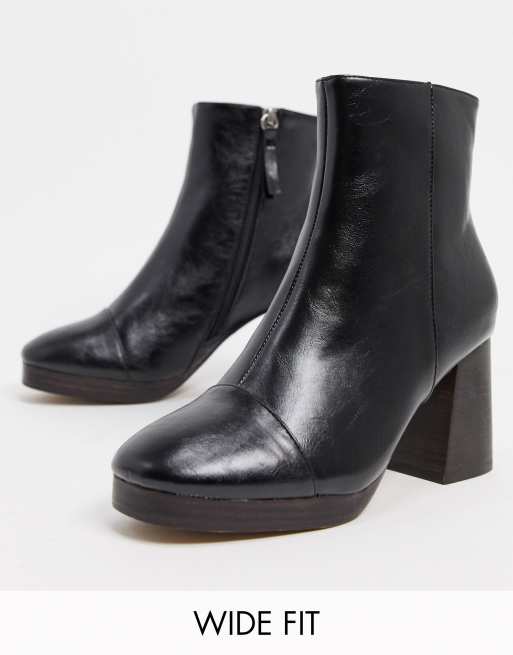ASOS DESIGN - Rhona - Laarzen met plateauzool en een brede pasvorm in zwart