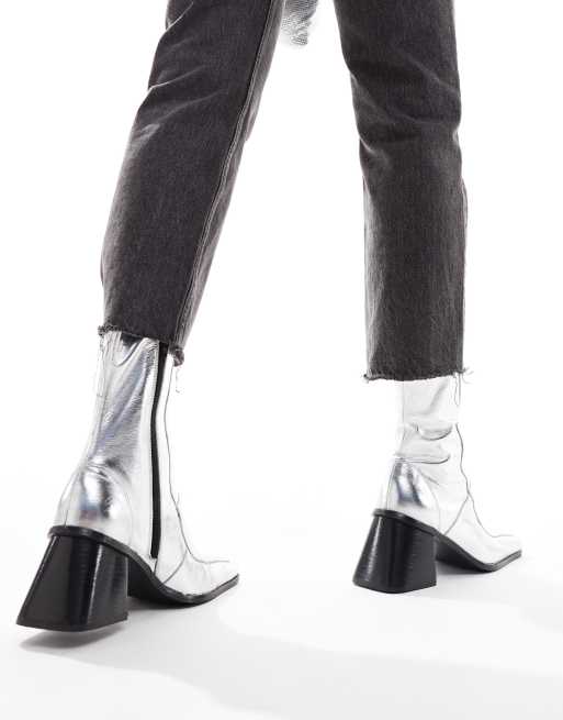 ASOS DESIGN Ria mid-heel leather boots in silver, 2 of 4