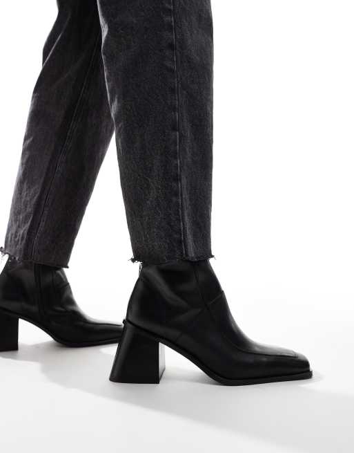 ASOS DESIGN – Ria – Svarta boots i läder med halvhöga klackar