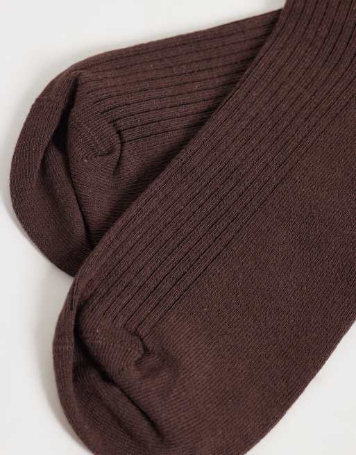 ASOS DESIGN ribbade strumpor i chokladbrun, 3 av 3