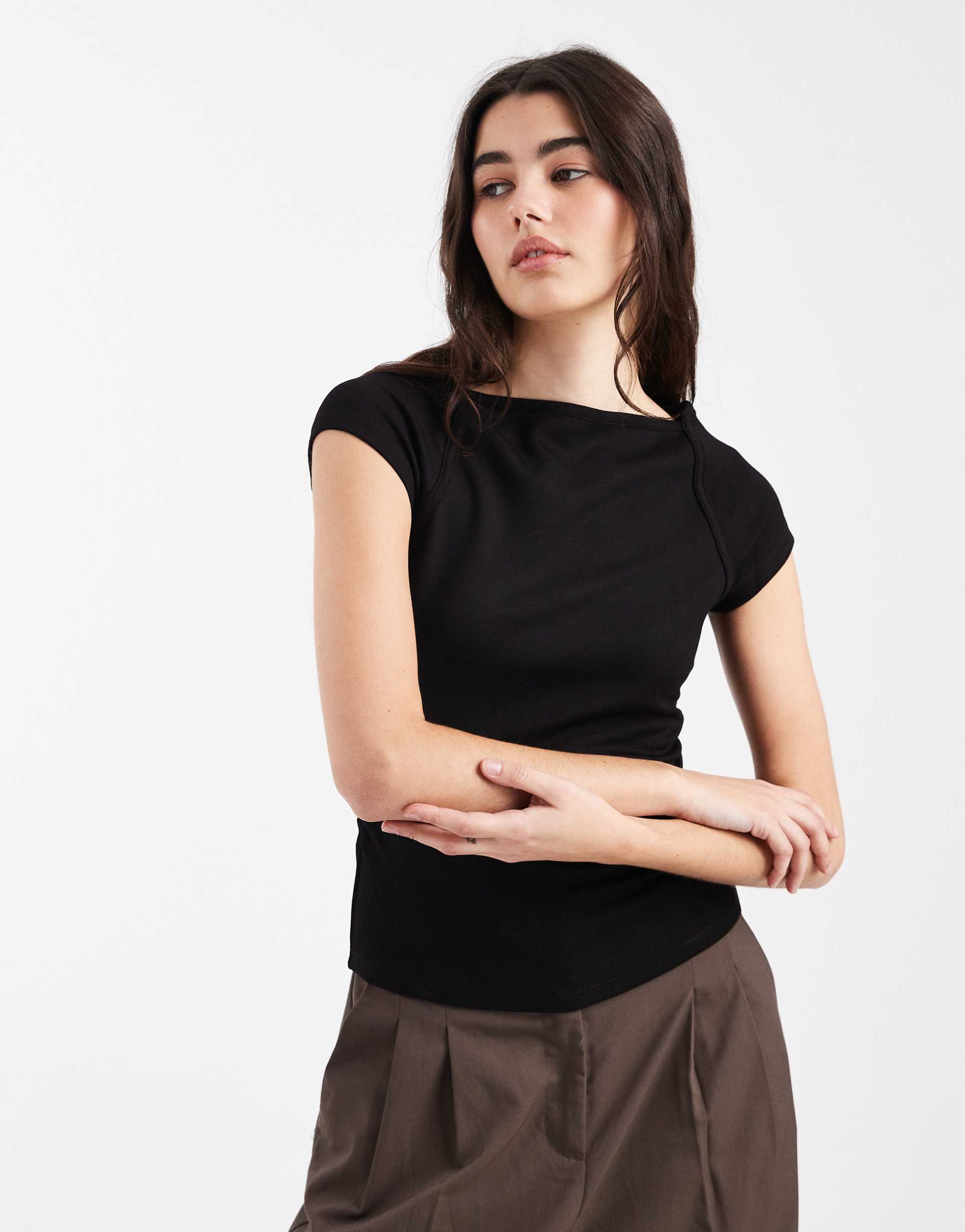 asos design ribbed cap sleeve ruched detailing t-shirt in black