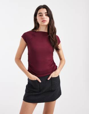 ASOS DESIGN burgundy 1890₽