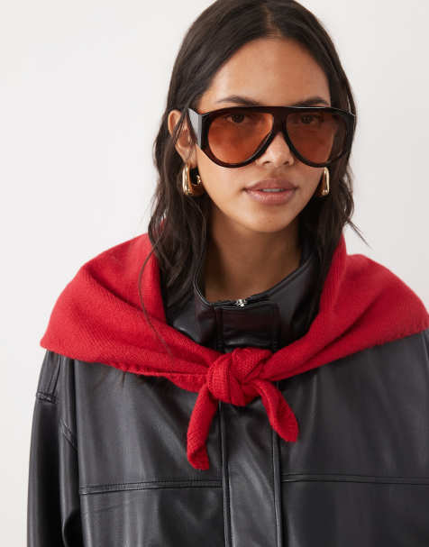 ASOS DESIGN ribbed edge large triangle in red - view 1