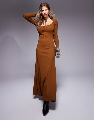 ribbed flare hem long sleeve tie neck maxi dress in ginger-Green