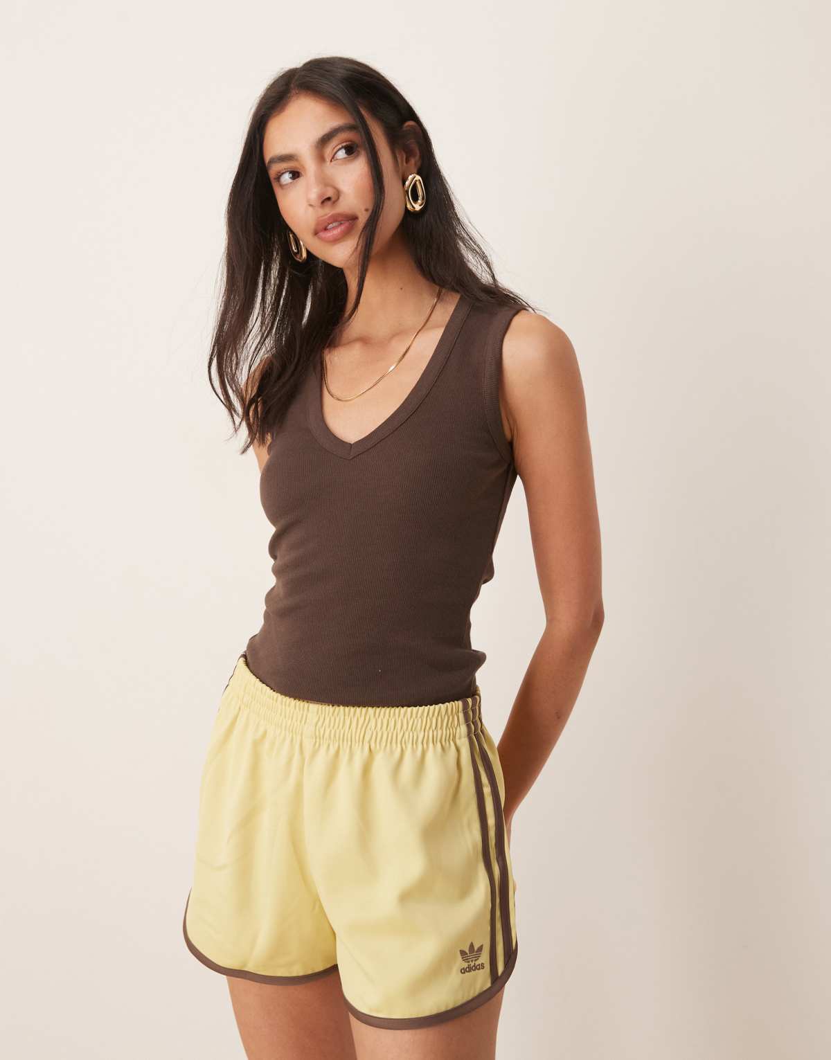 ASOS DESIGN ribbed V neck vest in chocolate
