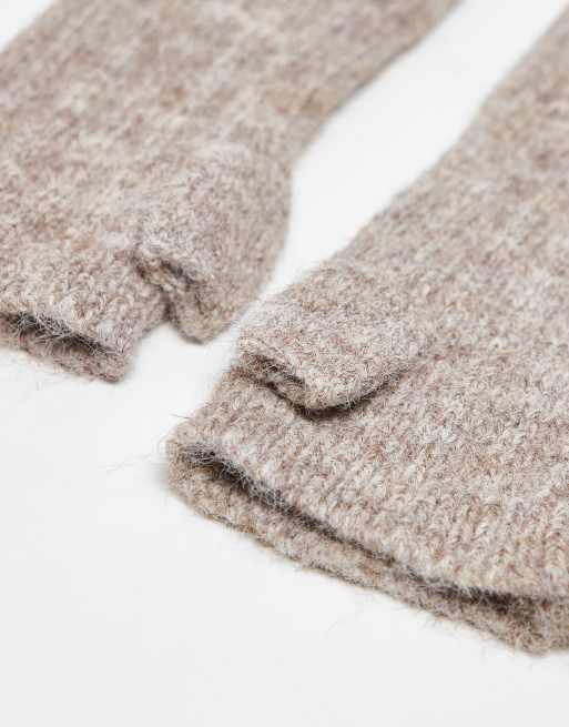 ASOS DESIGN - Ribgebreide handwarmers in beige, 2 van 3