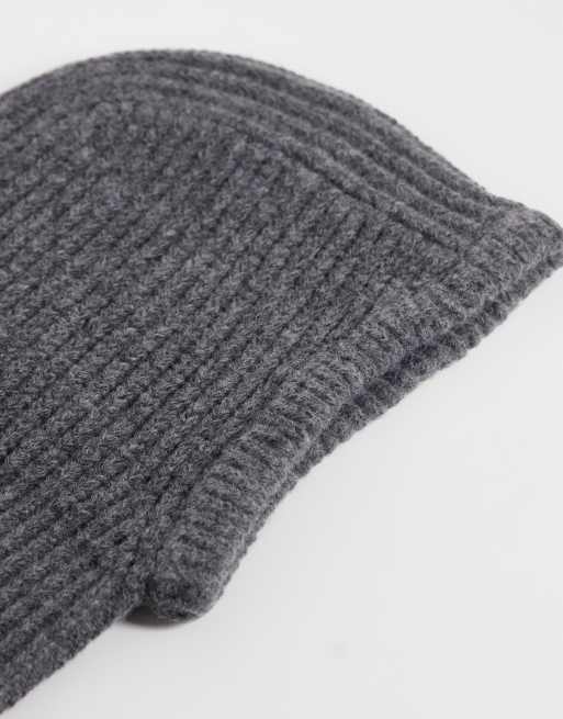 ASOS DESIGN ribstrikket hætte i grå, 2 af 3