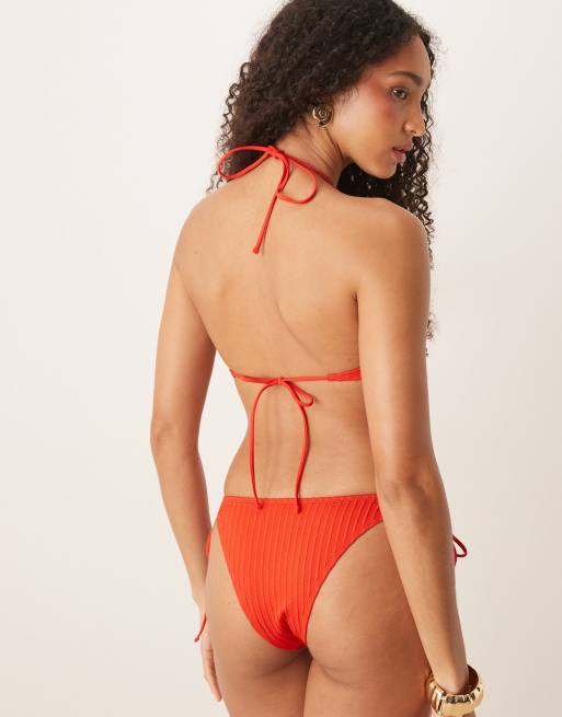 ASOS DESIGN - Riddy - Geribbeld bikinitopje met lage hals en halternek in rood, 4 van 4